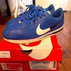 Men’s Nike Cortez sneakers. Color Game Royal. Size 11.